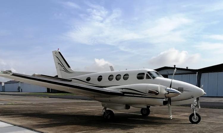 King Air E90