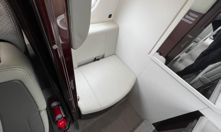 Phenom 300