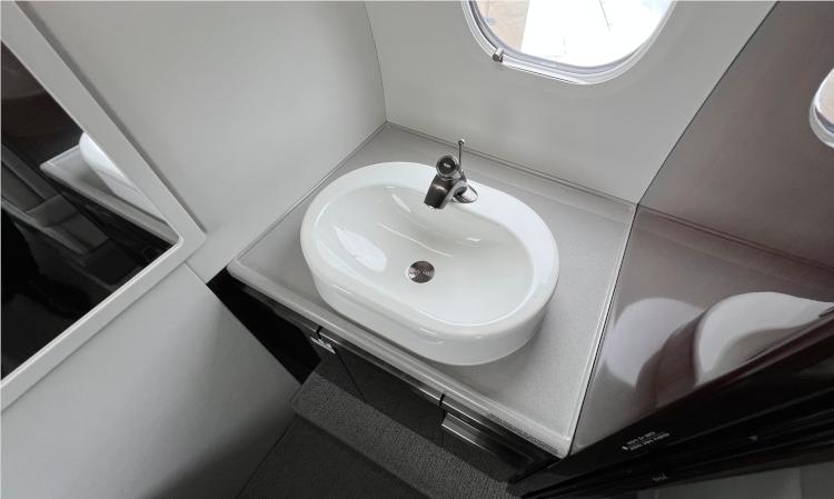 Phenom 300