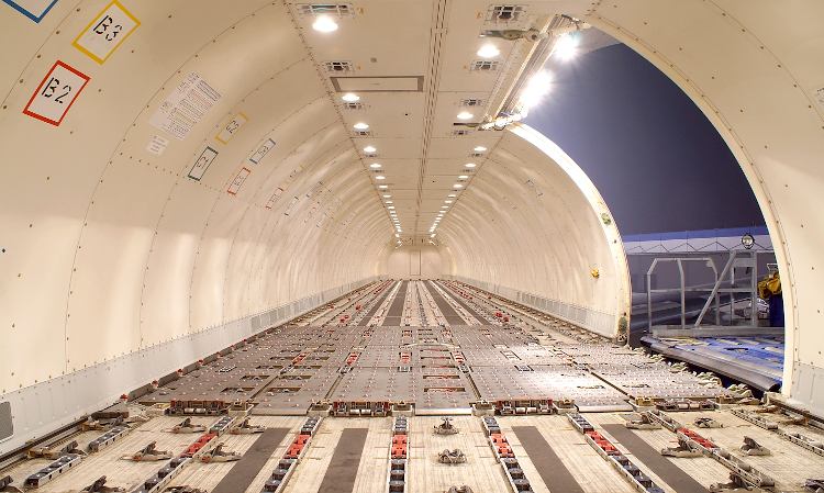 Boeing 767-F main cargo compartment